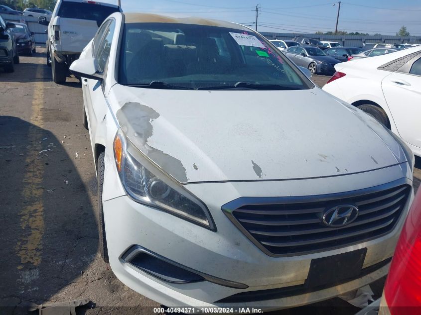 2017 Hyundai Sonata VIN: 5NPE24AF4HH561388 Lot: 40494371