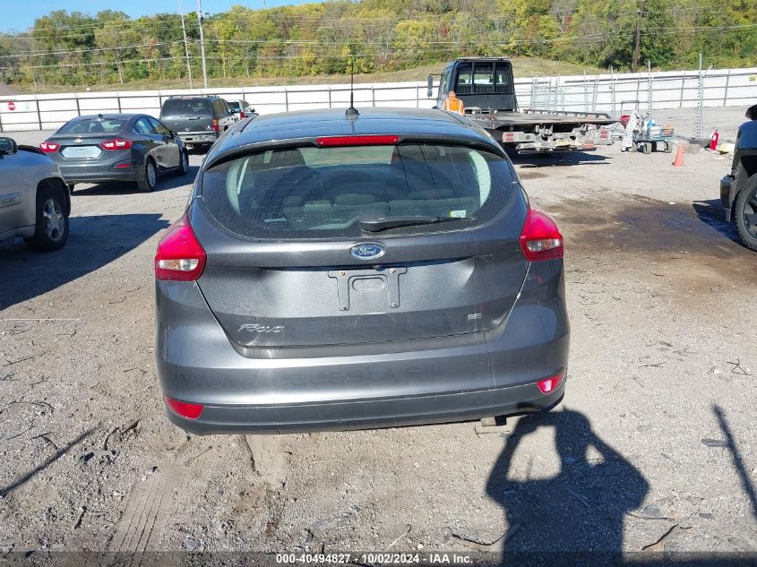 2017 Ford Focus Se VIN: 1FADP3K27HL270923 Lot: 40494827