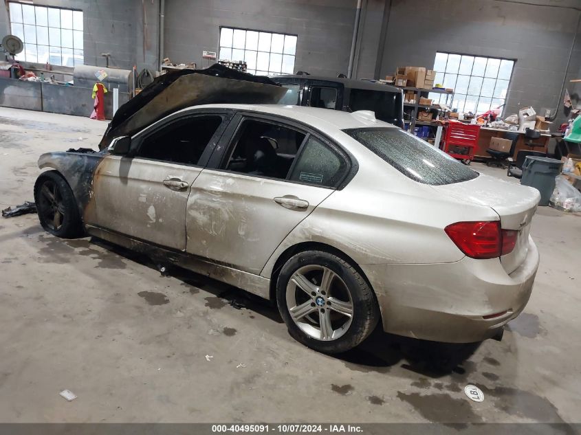 VIN WBA3C3G50FNS75982 2015 BMW 3 Series, 320I Xdrive no.3