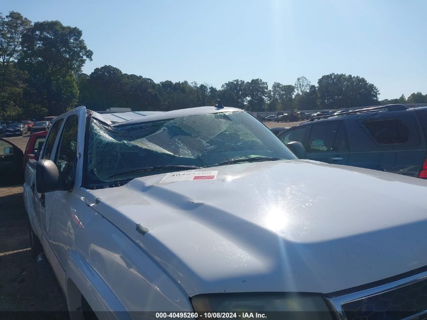 2006 Chevrolet Silverado K1500 VIN: 2GCEK13TX61229388 Lot: 40495260