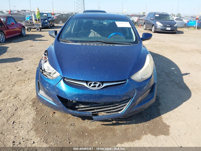 5NPDH4AE2GH687930 2016 Hyundai Elantra Se