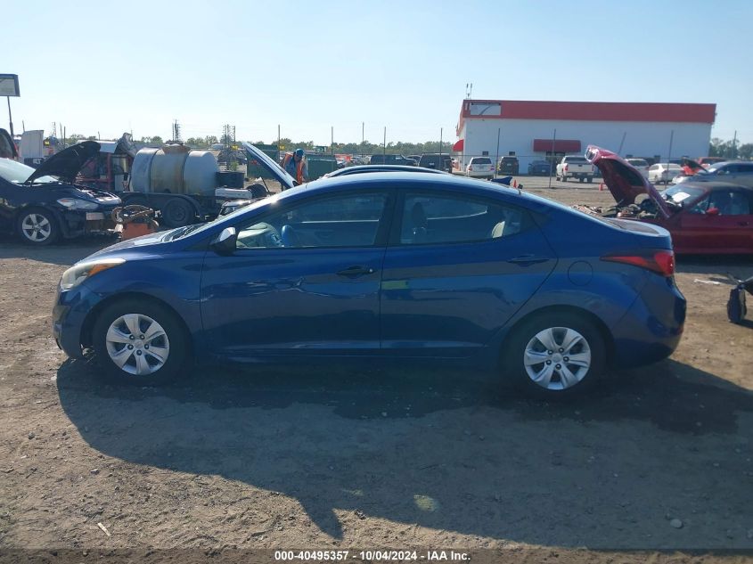 5NPDH4AE2GH687930 2016 Hyundai Elantra Se