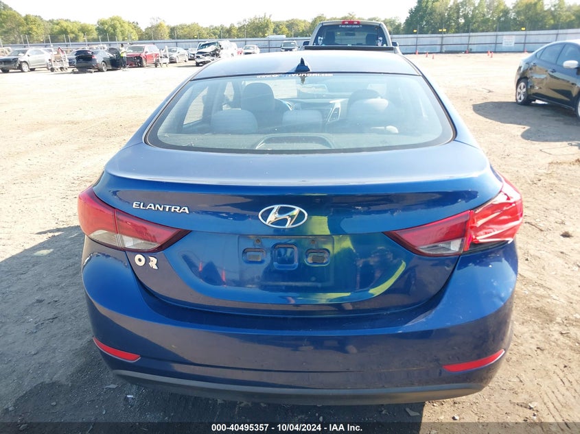 5NPDH4AE2GH687930 2016 Hyundai Elantra Se