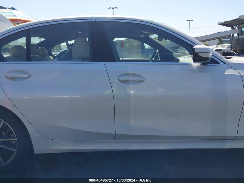 VIN WBA5R1C55KAJ98352 2019 BMW 330I