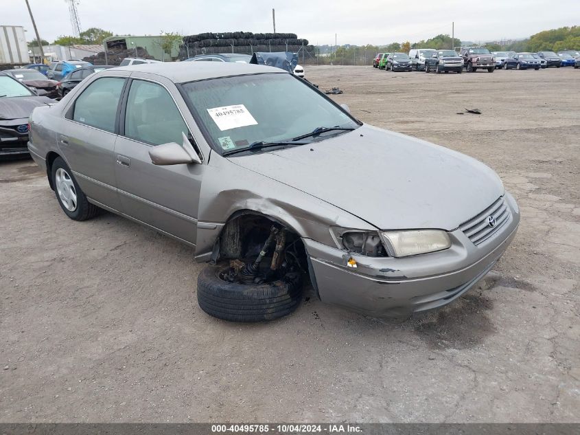 4T1BF22K4VU030082 1997 Toyota Camry Le V6