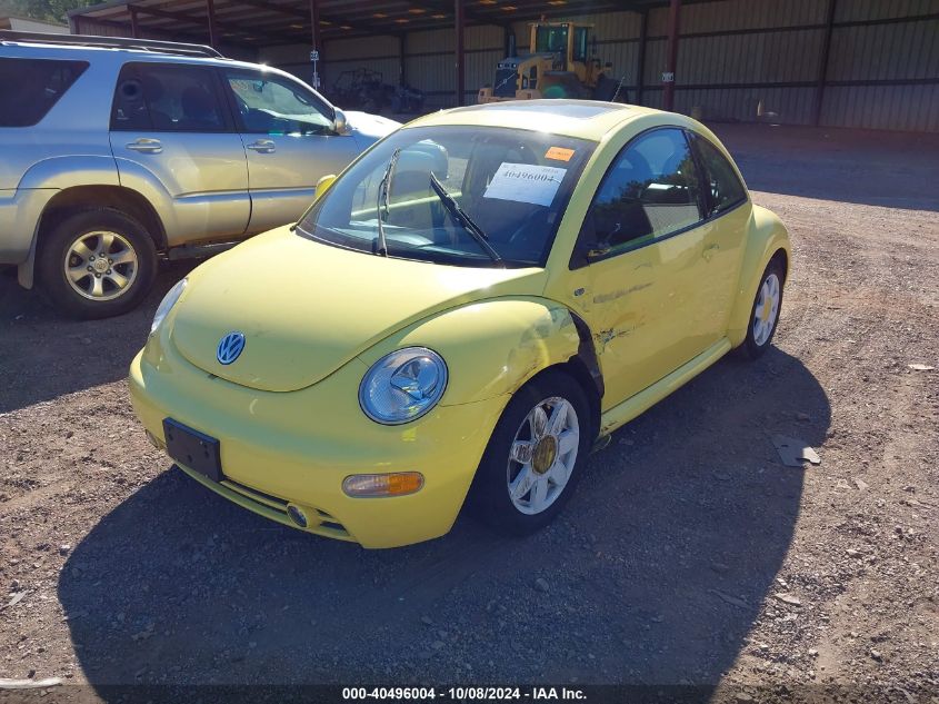 3VWCA21C3YM440234 2000 Volkswagen New Beetle Gls