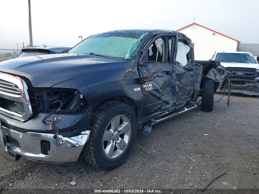2018 RAM 1500 VIN: 1C6RR7TT6JS272092