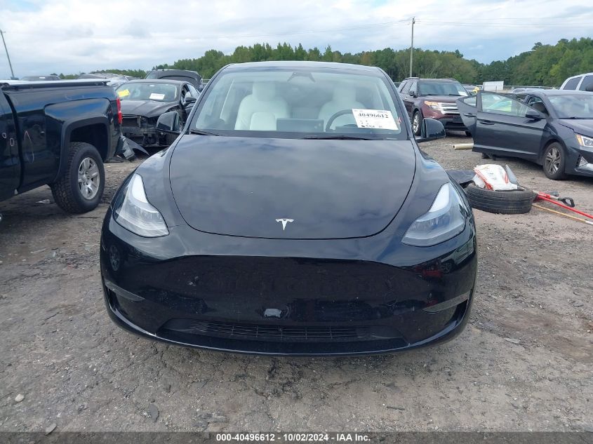 2024 Tesla Model Y Long Range Dual Motor All-Wheel Drive VIN: 7SAYGDEE3RA216935 Lot: 40496612