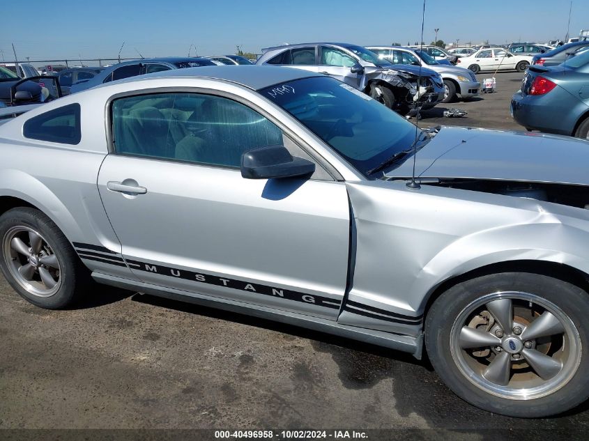 2005 Ford Mustang V6 Deluxe/V6 Premium VIN: 1ZVFT80N355140286 Lot: 40496958