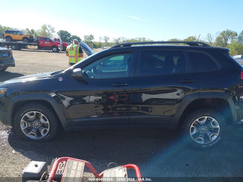 2019 Jeep Cherokee Trailhawk 4X4 VIN: 1C4PJMBX8KD306081 Lot: 40496988