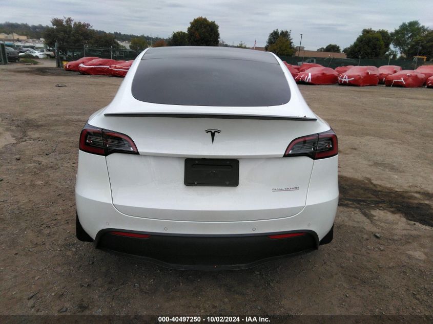 2022 Tesla Model Y Performance Dual Motor All-Wheel Drive VIN: 7SAYGDEF0NF373523 Lot: 40497250