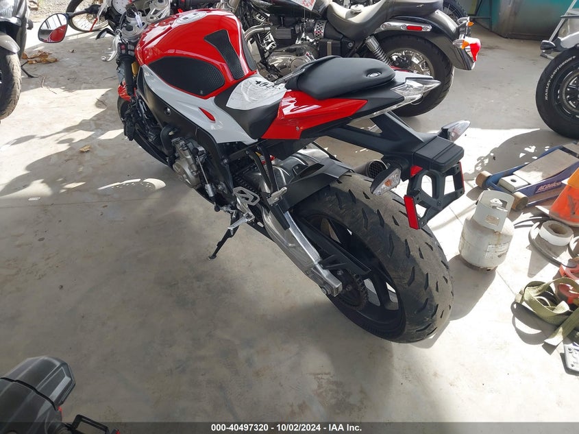 2015 BMW S 1000 RR - WB10D2104FZ352868