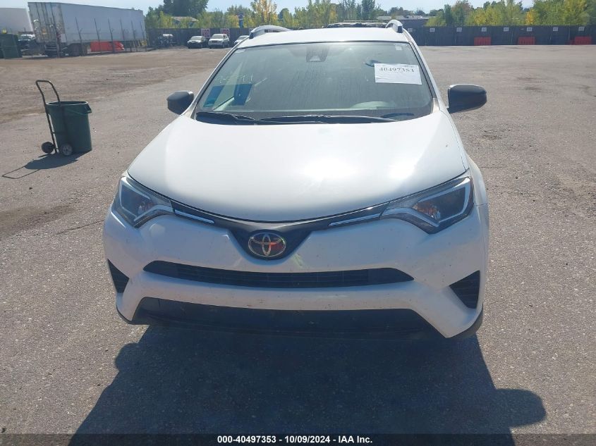 JTMZFREV0JJ741338 2018 Toyota Rav4 Le