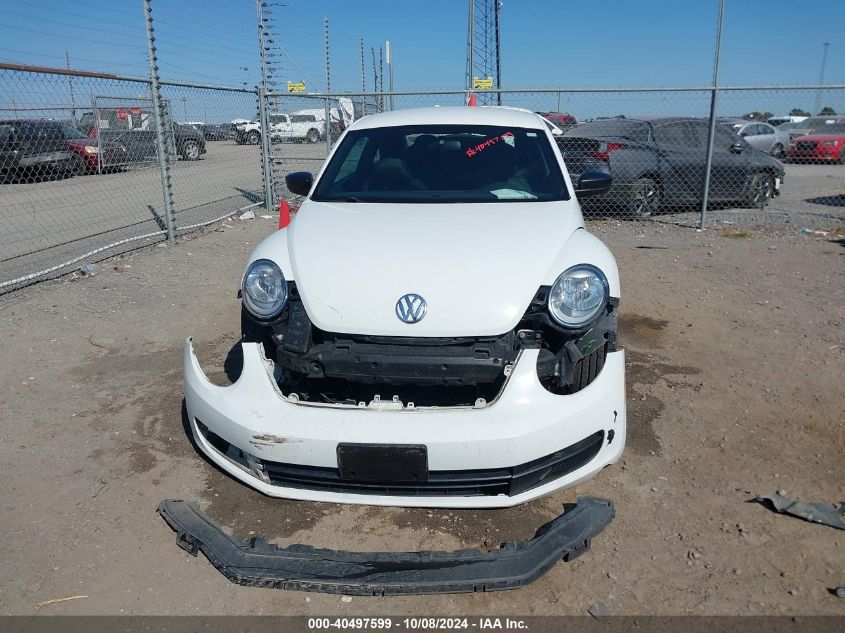 2014 Volkswagen Beetle 1.8T Entry VIN: 3VWF17ATXEM640811 Lot: 40497599