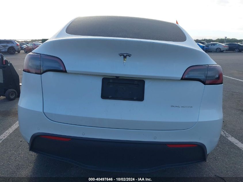 2022 Tesla Model Y Long Range Dual Motor All-Wheel Drive VIN: 7SAYGDEE0NF362299 Lot: 40497646