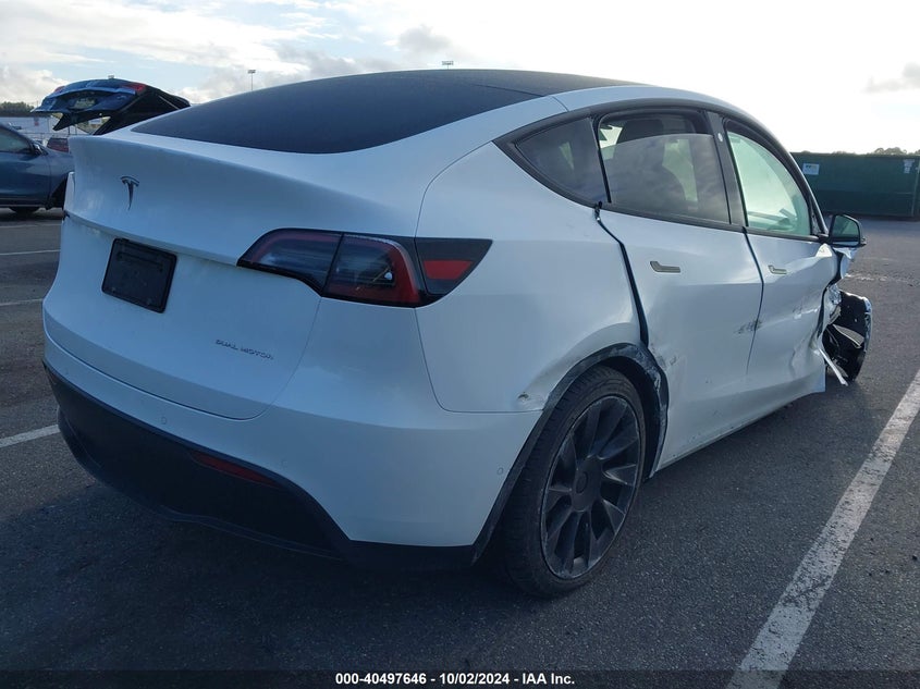 VIN 7SAYGDEE0NF362299 2022 TESLA MODEL Y LONG RANGE DUAL MOTOR ALL-WHEEL DRIVE