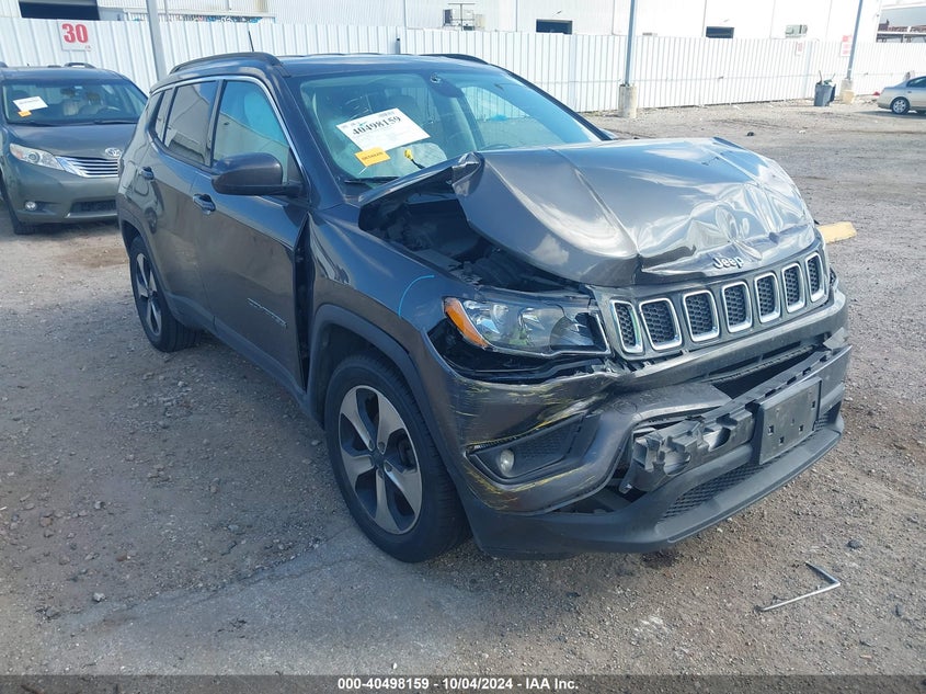 VIN 3C4NJCBB8JT102847 2018 JEEP COMPASS LATITUDE FWD