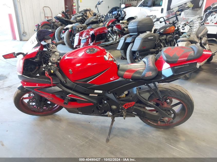 2006 Suzuki Gsx-R1000 VIN: JS1GT76A962105142 Lot: 40498427