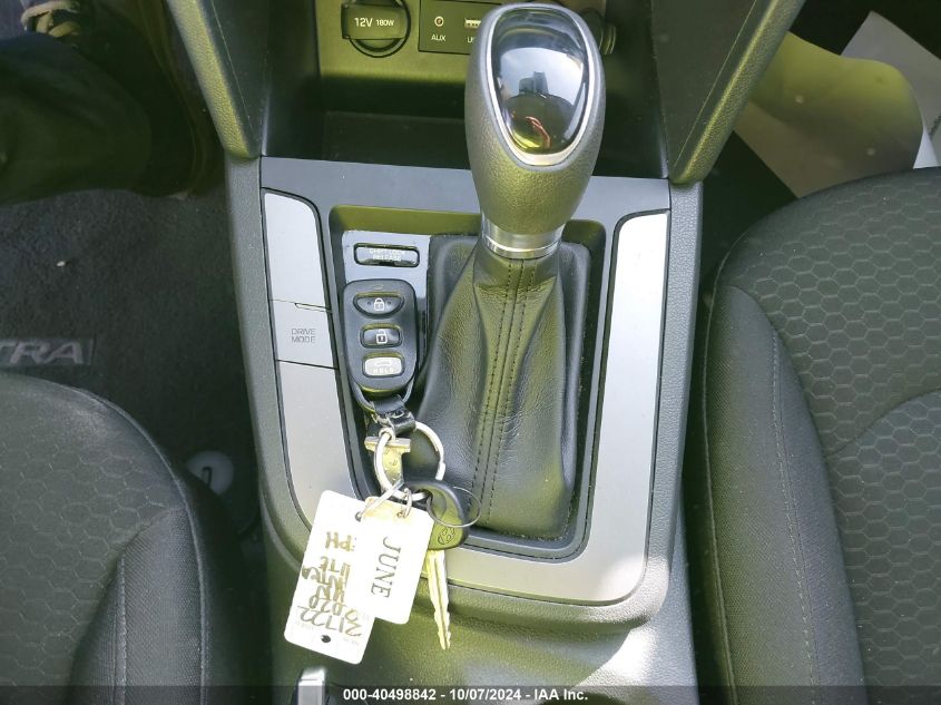 2020 HYUNDAI ELANTRA SEL - 5NPD84LF2LH572390