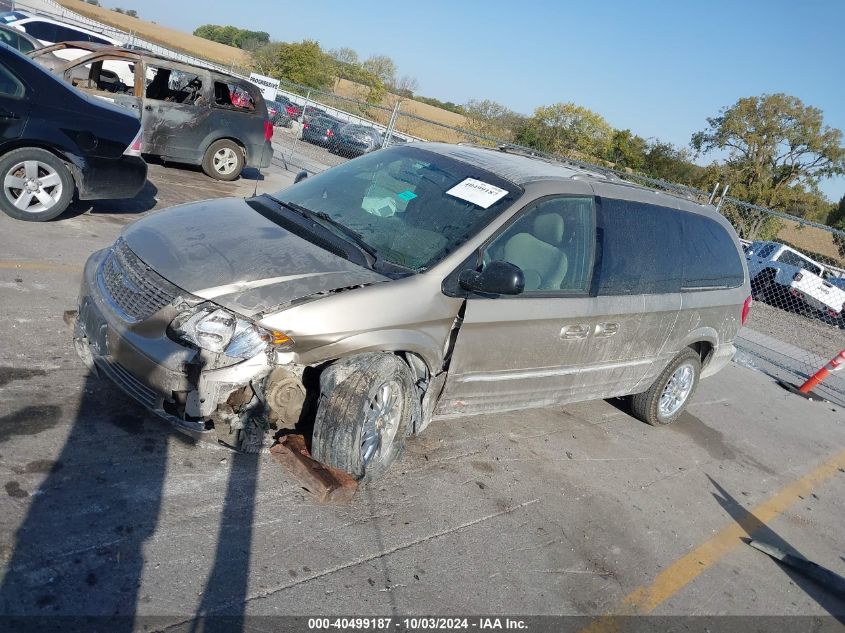 2C8GP64L02R631033 2002 Chrysler Town & Country Limited