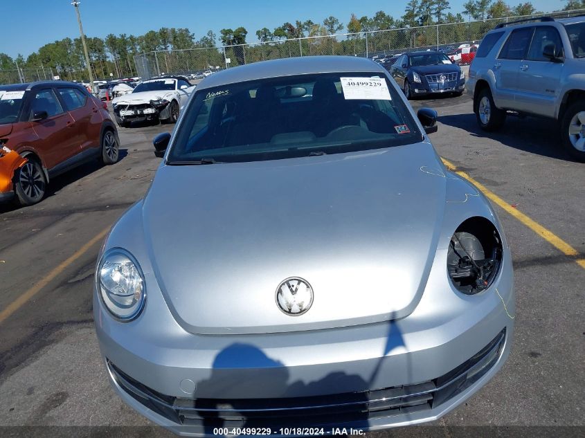 2012 Volkswagen Beetle 2.0T Turbo VIN: 3VW467AT3CM648237 Lot: 40499229