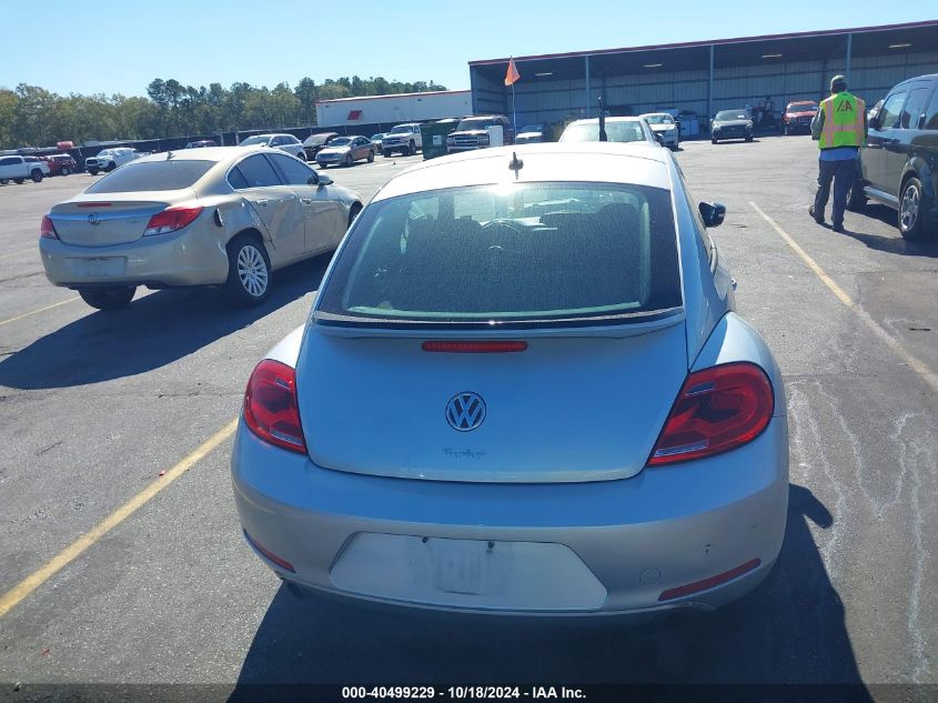 2012 Volkswagen Beetle 2.0T Turbo VIN: 3VW467AT3CM648237 Lot: 40499229