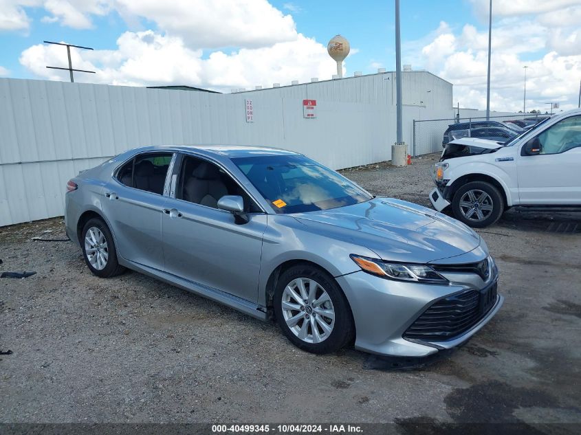 4T1B11HK0JU109016 2018 TOYOTA CAMRY - Image 1