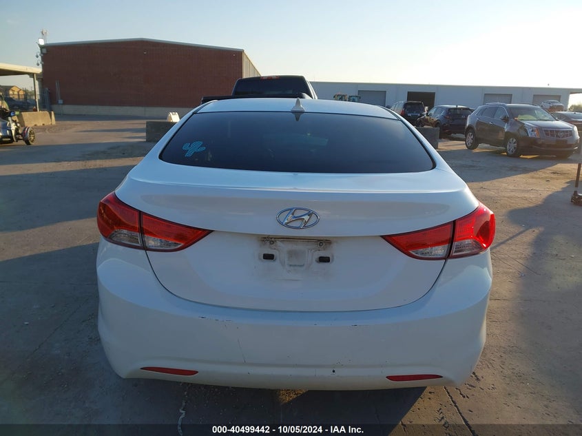 5NPDH4AEXBH025733 2011 Hyundai Elantra Gls/Limited