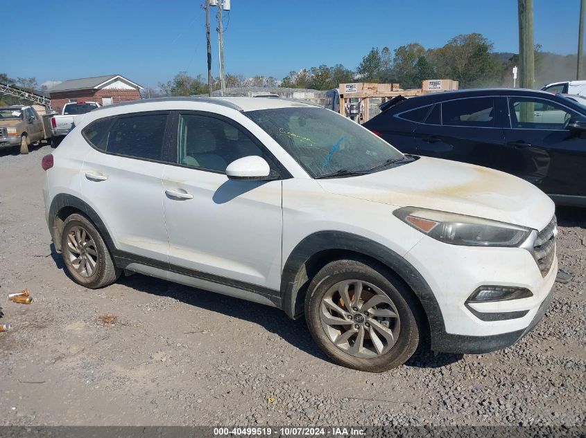 KM8J33A40HU400414 2017 Hyundai Tucson Se