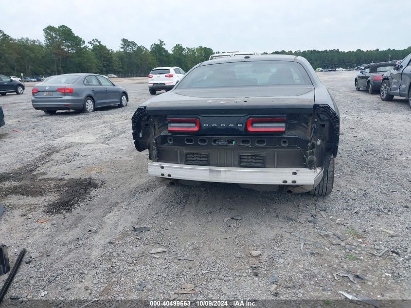 2018 Dodge Challenger Sxt VIN: 2C3CDZAG8JH252579 Lot: 40499663