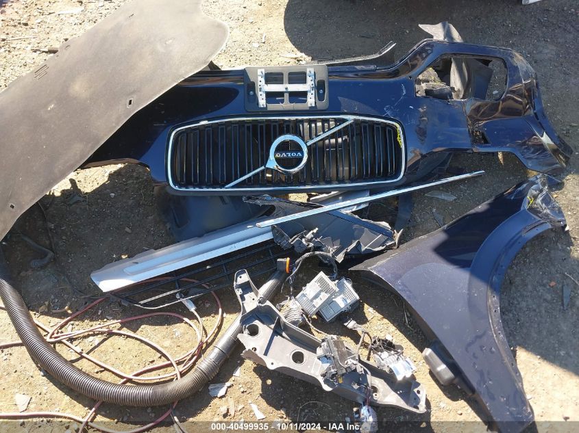 2016 Volvo Xc90 T6 Momentum VIN: YV4A22PK9G1078022 Lot: 40499935