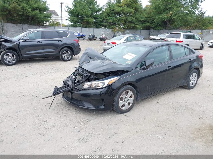 3KPFL4A75HE102109 2017 KIA FORTE - Image 2