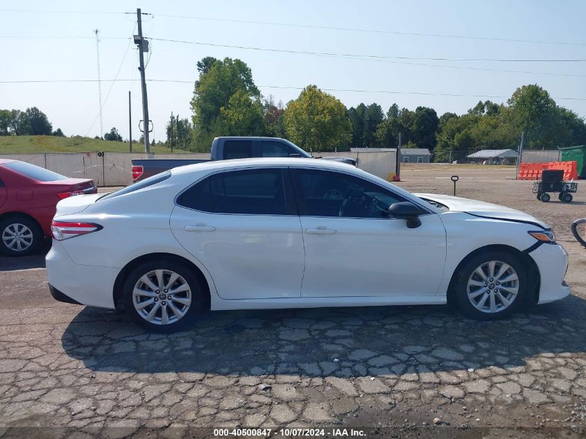 4T1B11HK7JU675156 2018 Toyota Camry Le