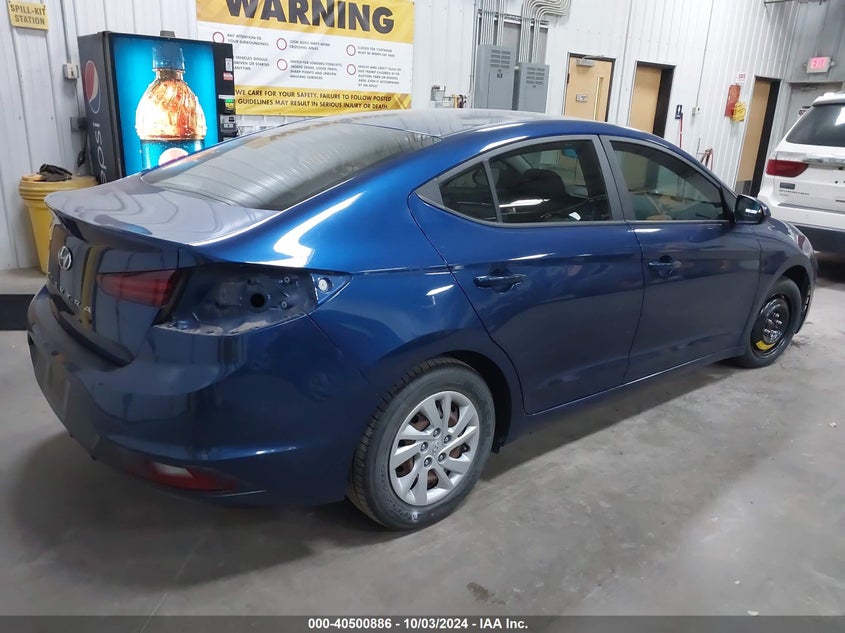 2019 HYUNDAI ELANTRA VIN: 5NPD74LF8KH497471