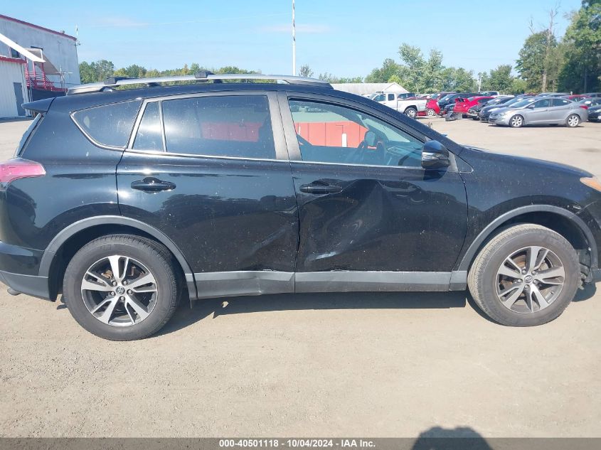 2T3RFREVXHW641906 2017 Toyota Rav4 Xle