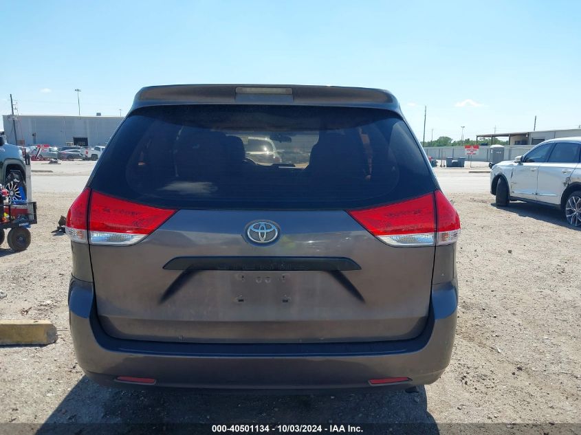 5TDKA3DC4BS002703 2011 Toyota Sienna