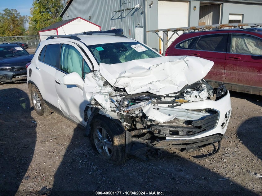 VIN 3GNCJLSB7KL332668 2019 CHEVROLET TRAX LT