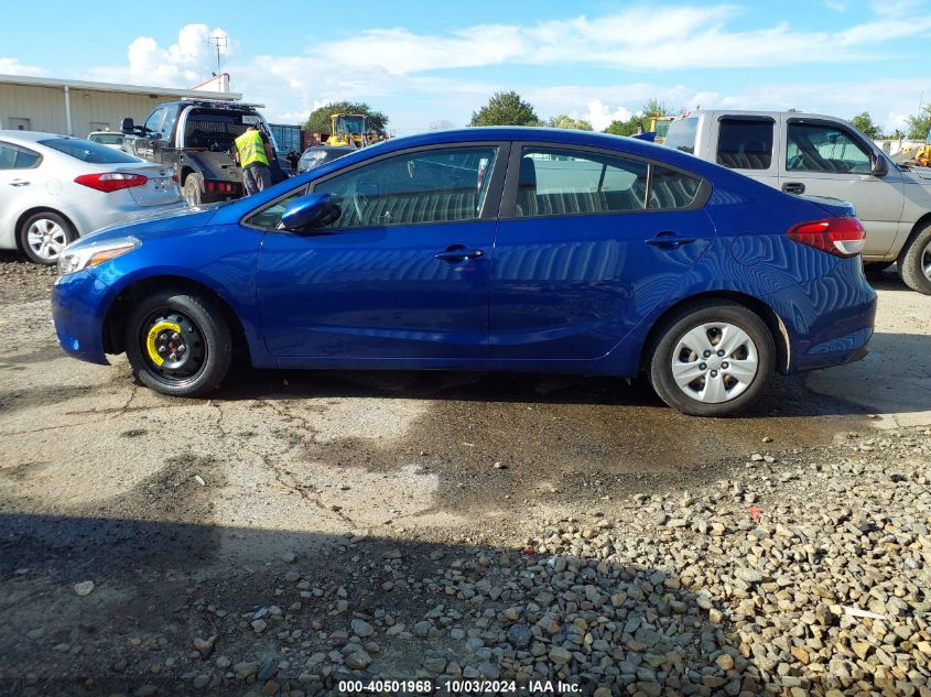 2017 Kia Forte Lx VIN: 3KPFK4A71HE042025 Lot: 40501968