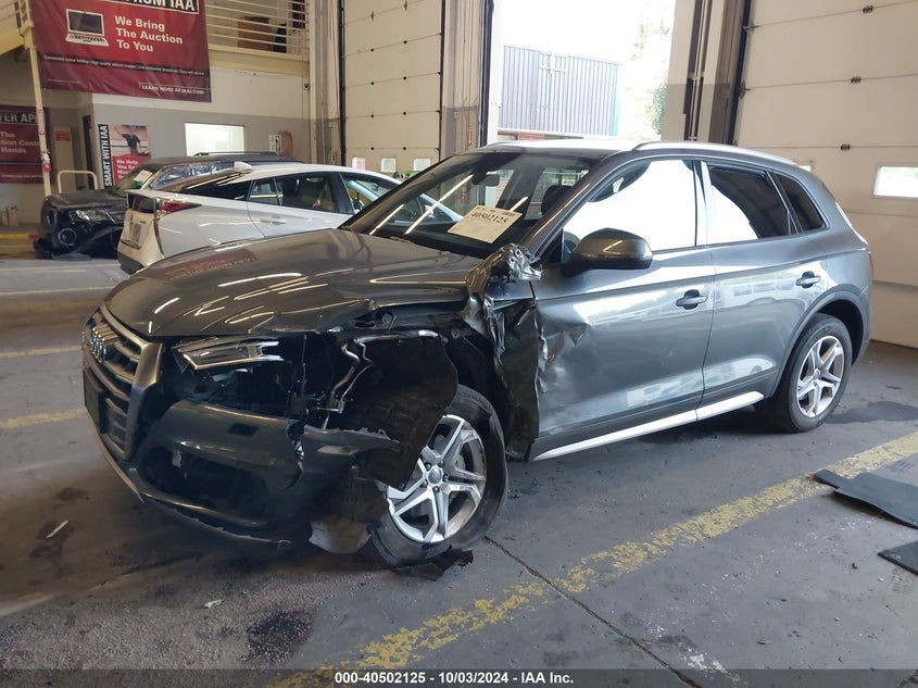 VIN WA1ANAFY8J2220771 2018 AUDI Q5 PREMIUM