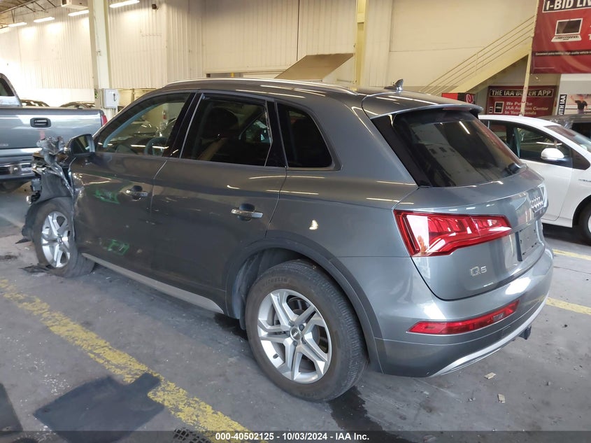VIN WA1ANAFY8J2220771 2018 AUDI Q5 PREMIUM
