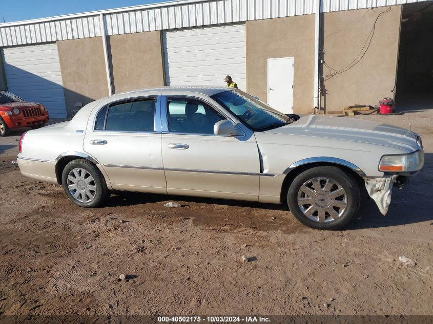 2005 Lincoln Town Car Signature Limited VIN: 1LNHM82W95Y644267 Lot: 40502175