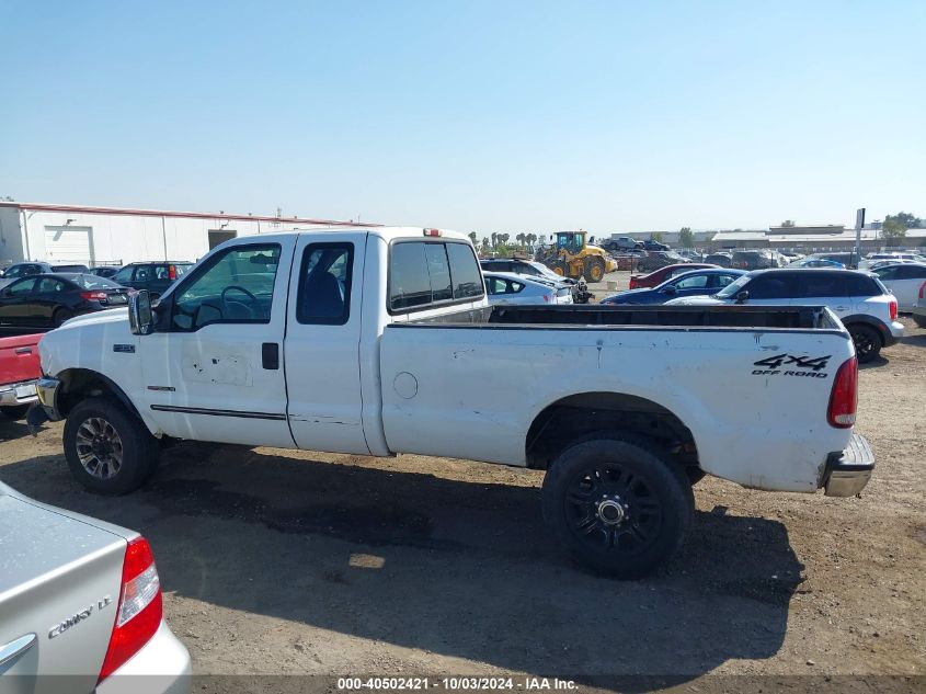 2000 Ford F-350 Lariat/Xl/Xlt VIN: 1FTSX31F8YEC83352 Lot: 40502421