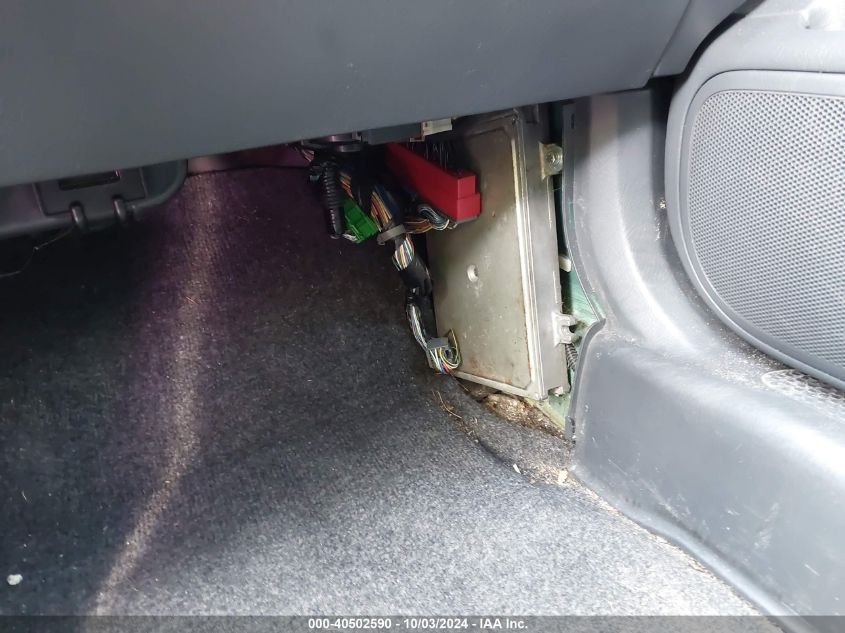 2001 Honda Cr-V Lx VIN: JHLRD28461S006988 Lot: 40502590