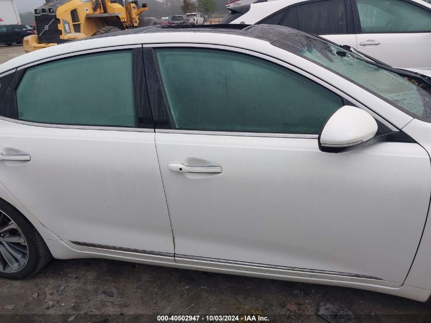 KNALC4J18K5172900 2019 Kia Cadenza Technology