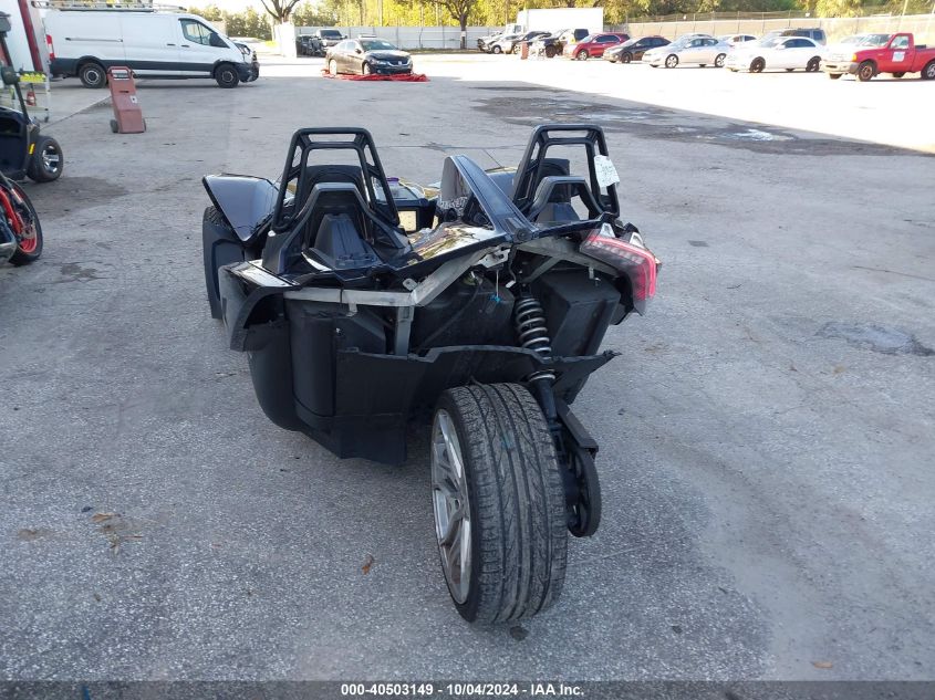 57XAAPHD0M8141411 2021 Polaris Slingshot Sl