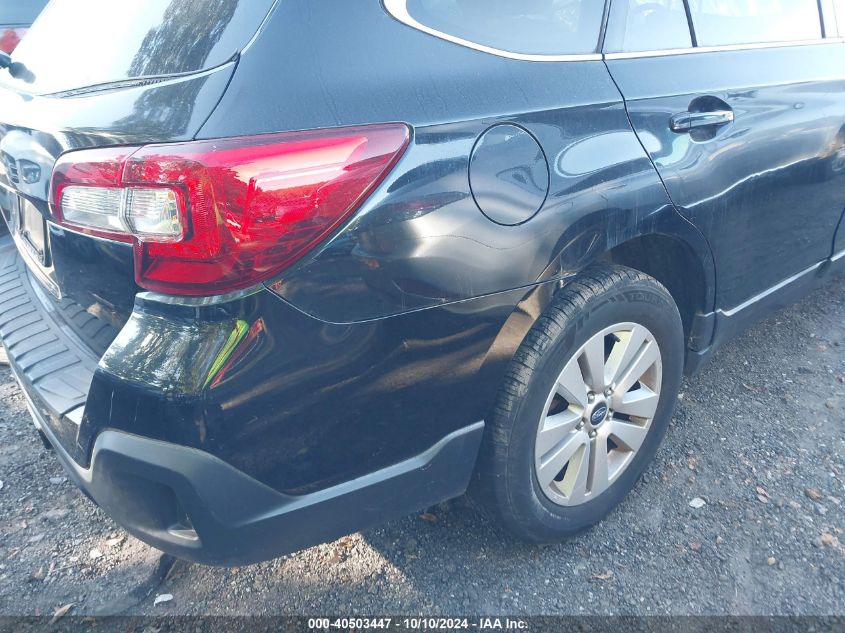 2018 Subaru Outback 2.5I Premium VIN: 4S4BSAHC9J3256477 Lot: 40503447