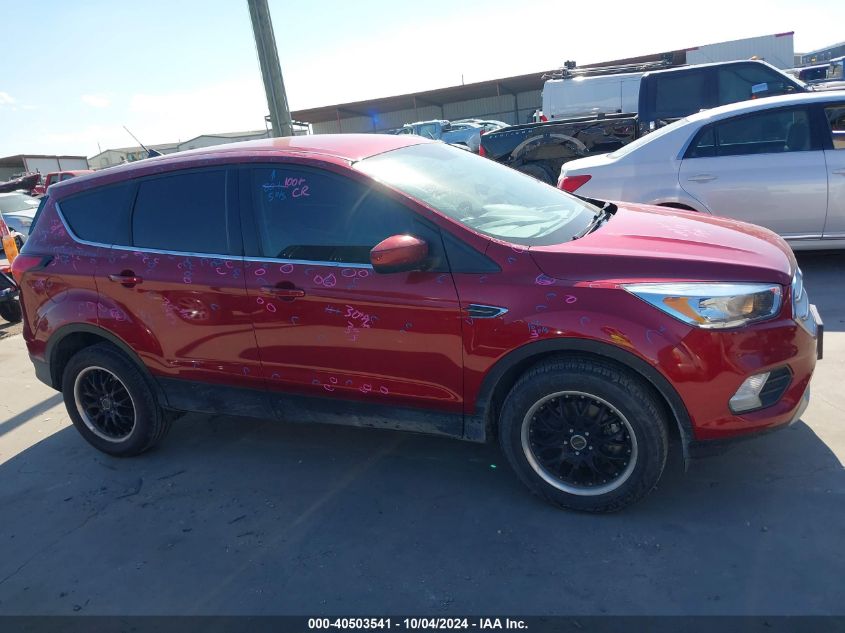 1FMCU0GD9KUA71117 2019 Ford Escape Se