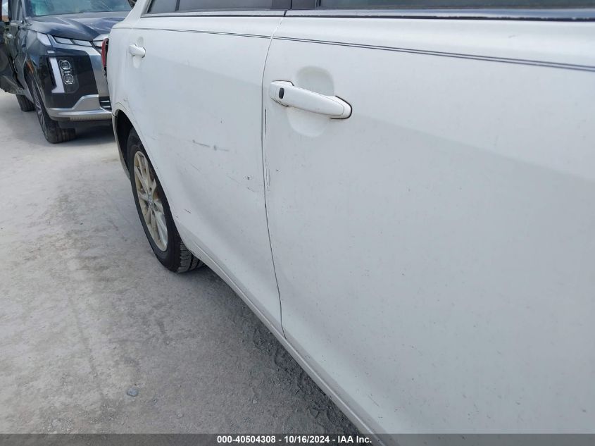 2010 Toyota Camry Xle V6 VIN: 4T1BK3EK8AU599928 Lot: 40504308