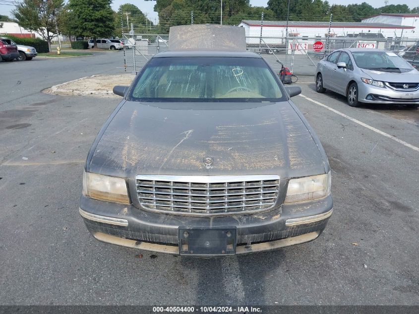 1G6KD54YXWU732232 1998 Cadillac Deville Standard