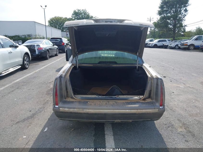 1998 Cadillac Deville Standard VIN: 1G6KD54YXWU732232 Lot: 40504400